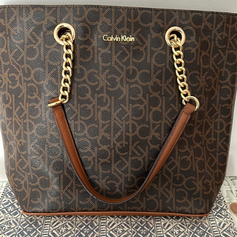 Calvin Klein large leather top zip chain tote